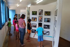 Comunidade visita a exposição